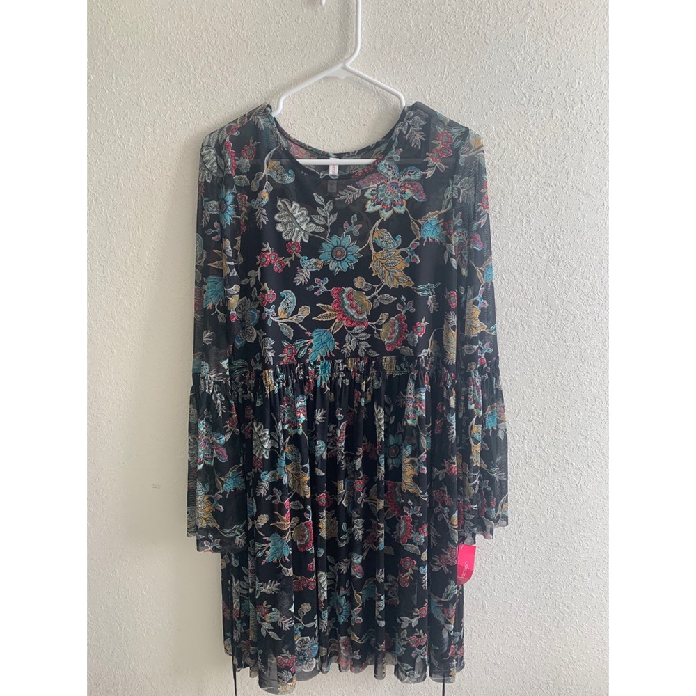Floral print bell sleeve dress